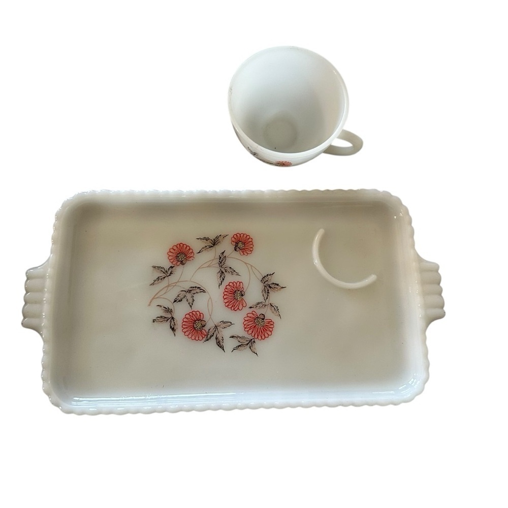 Vintage Floral Cup and Tray Set - Picture 2 of 4